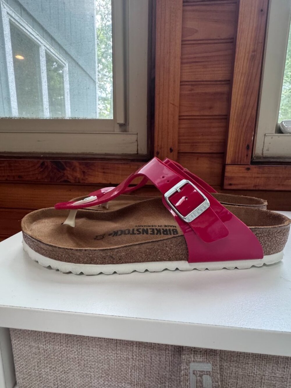 🔥 Birkenstock Gizeh Tango Red Patent Birko-Flor Sandals EU 37 ✨ - Picture 4 of 10
